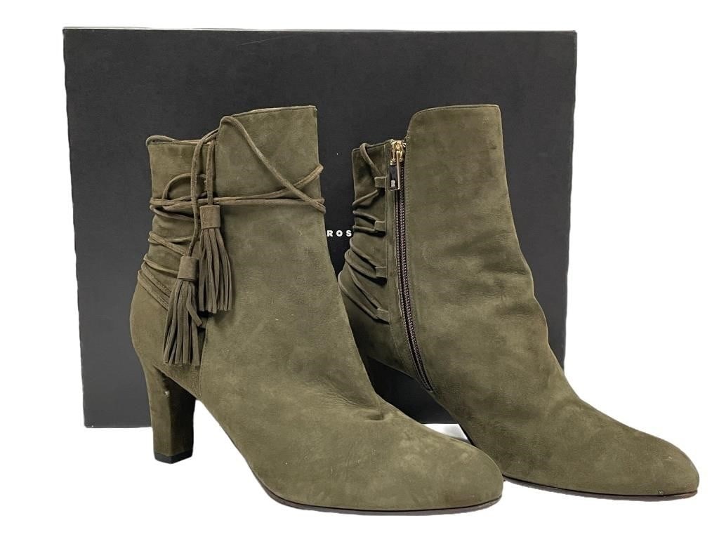 FRATELLI ROSSI WOMENS SUEDE TASSLE ZIP BOOTS 38.5: FRATELLI ROSSI WOMENS TASSLE ZIP SUEDE BOOTS SHOES SZ 38.5 -VERY GOOD GENTLY WORN CONDITION W BOX -DP53124 Bidders may pick up their items from the auction-house or have their items shipped. **