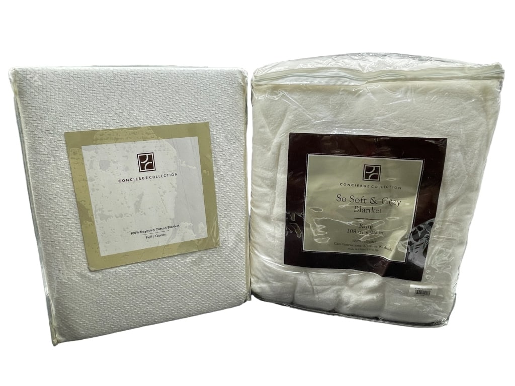 LOT OF 2 CONCIERGE COTTON BLANKET COLLECTION SET: LOT OF 2 CONCIERGE COTTON BLANKET COLLECTION SET -NEW IN BAG -MA071724