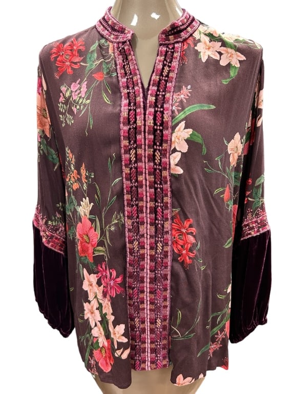 JOHNNY WAS WORKSHOP100% SILK BLOUSE SZ L (1 of 5)