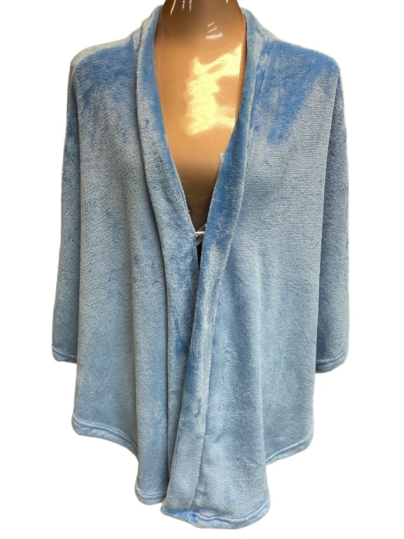 EKOUAER BABY BLUE CAPE WRAP SZ SMALL: EKOUAER CAPE WRAP -ITEM CONDITION NEW -SIZE SMALL -MA072324