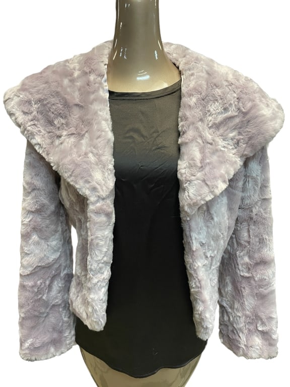 KENNETH COLE REACTION FAUX FUR JACKET: KENNETH COLE REACTION FAUX FUR JACKET -ITEM CONDITION PRE-OWNED VERY GOOD -MA072424