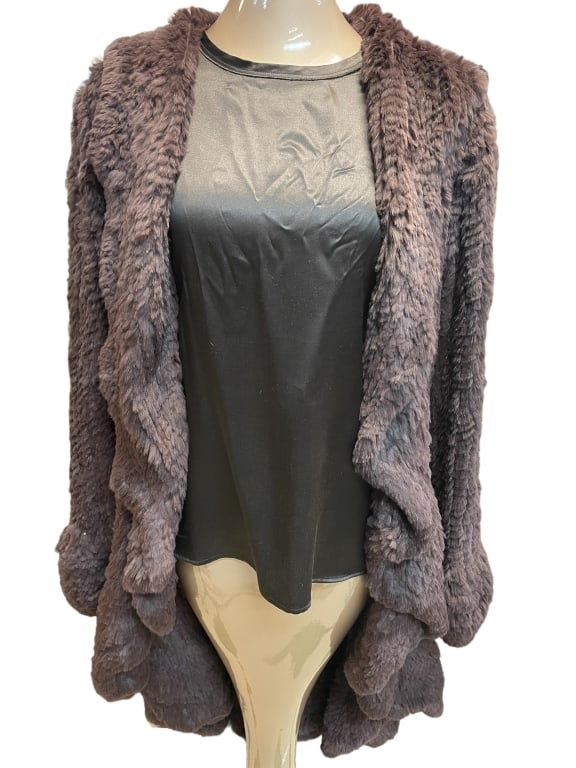 DEX RUFFLEDCARDIGAN KNIT SWEATER SZ L: DEX RUFFLEDCARDIGAN KNIT SWEATER SZ L -ITEM CONDITION PRE-OWNED VERY GOOD -SIZE LARGE -MA072424