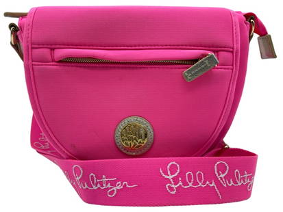 LILLY PULITZER PINK CROSSBODY BAG: LILLY PULITZER PINK CROSSBODY BAG -VERY GOOD PRE-OWNED -SIZE 8.5" X 3.5" X 8.5" APPROX -MA080624 Bidders may pick up their items from the auction-house or have their items shipped. Some items q