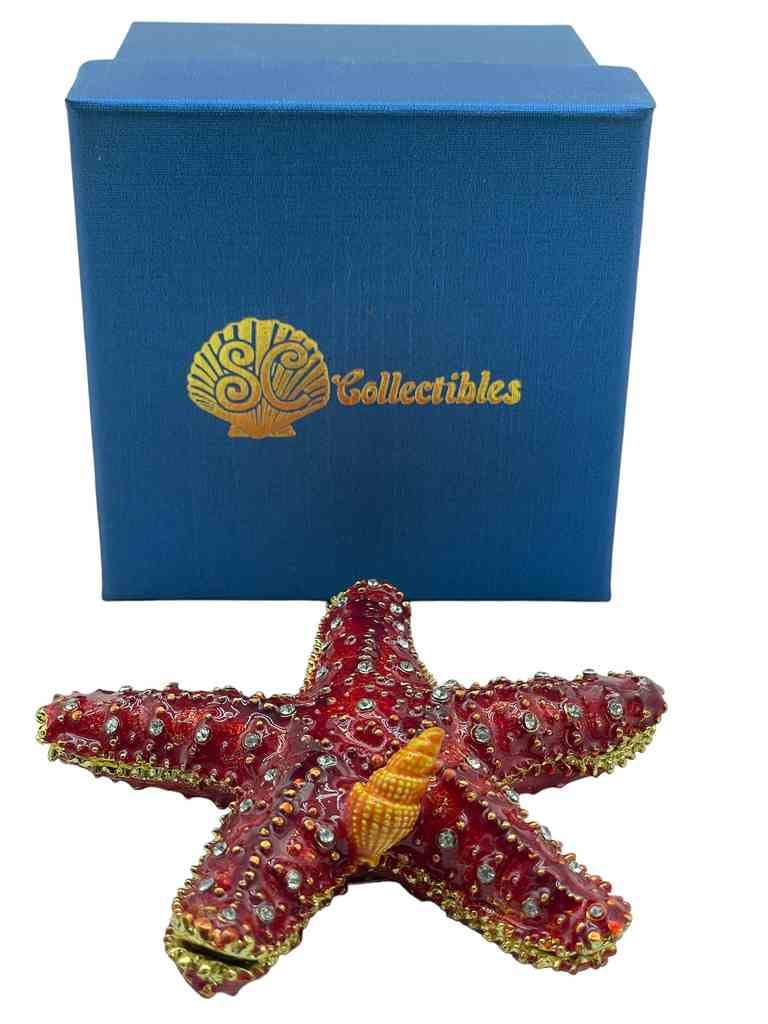 JAY STRONGWATER STYLE JEWELED STARFISH TRINKET BOX: JAY STRONGWATER STYLE JEWELED STARFISH TRINKET BOX -SIZE 3.5" -NWB -MA081324 Bidders may pick up their items from the auction-house or have their items shipped. Some items qualify for in-house 