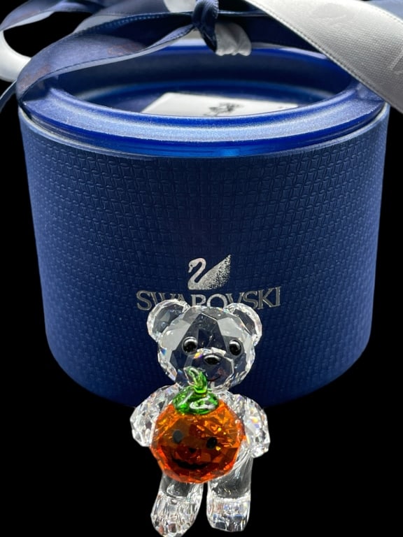 Swarovski Kris Bear Playful Butterflies 1143450