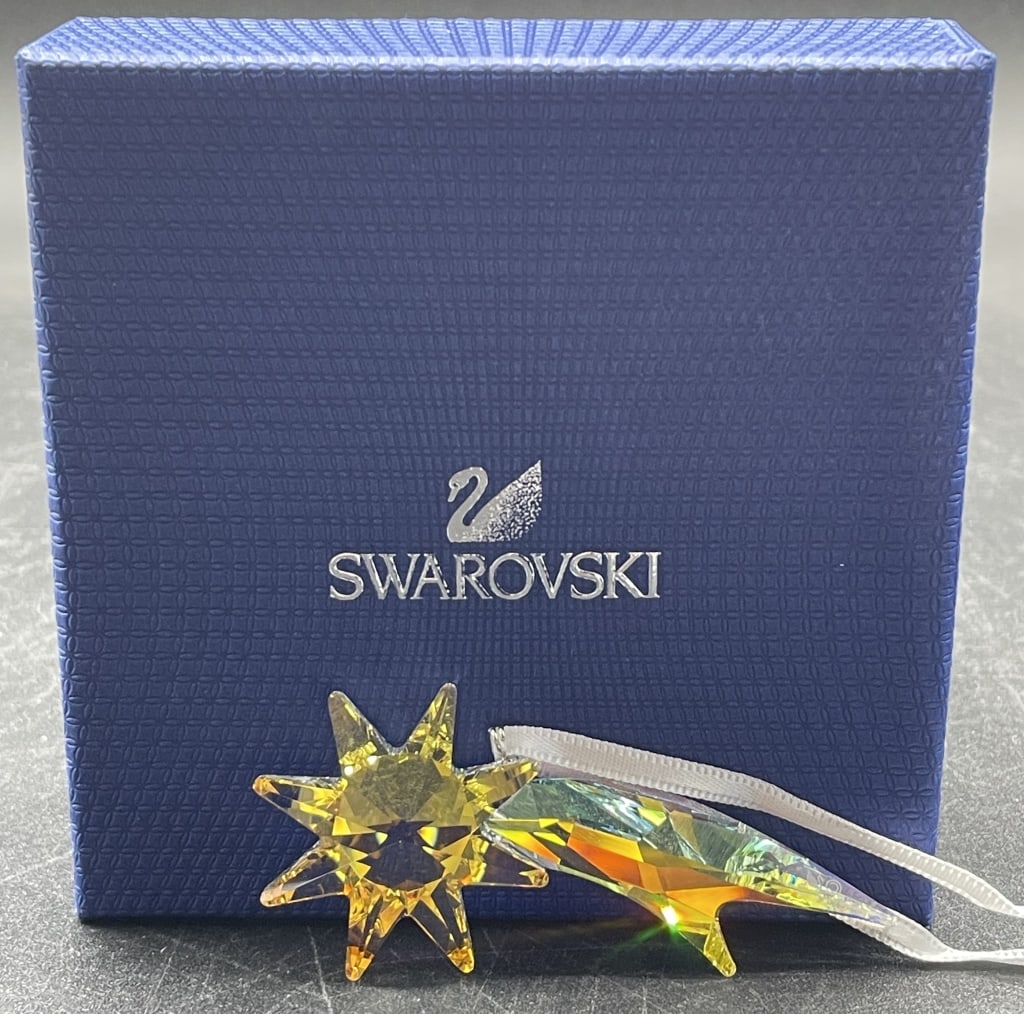 SWAROVSKI SHOOTING STAR ORNAMENT: SWAROVSKI SHOOTING STAR ORNAMENT -VERY GOOD PREOWNED CONDITION- WITH BOX