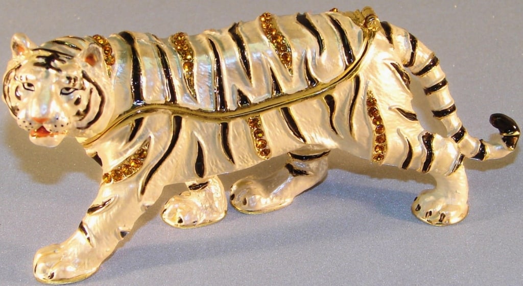 JAY STRONGWATER STYLE WHITE TIGER  TRINKET BOX (1 of 2)