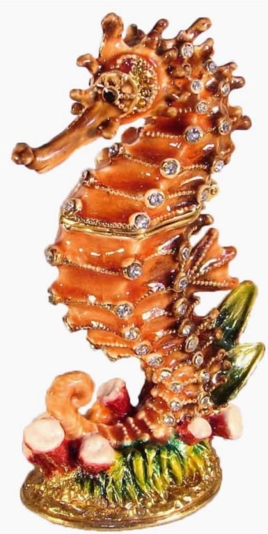 JAY STRONGWATER STYLE SEAHORSE TRINKET BOX: JAY STRONGWATER STYLE SEAHORSE TRINKET BOX NIB --SWAROVSKI CRYSTALS AND ENAMEL -NEW IN BOX