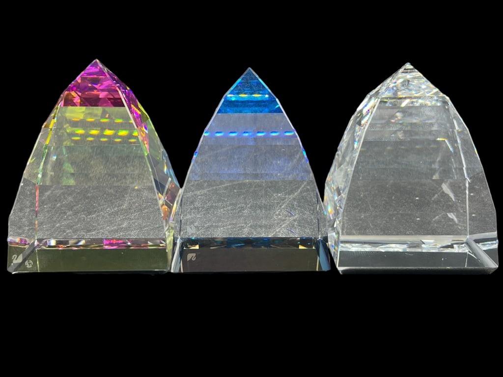 SWAROVSKI CRYSTAL PYRAMID PAPERWEIGHTS (3): SWAROVSKI CRYSTAL PYRAMID PAPERWEIGHTS (3) -VERY GOOD PRE-OWNED -MA082224