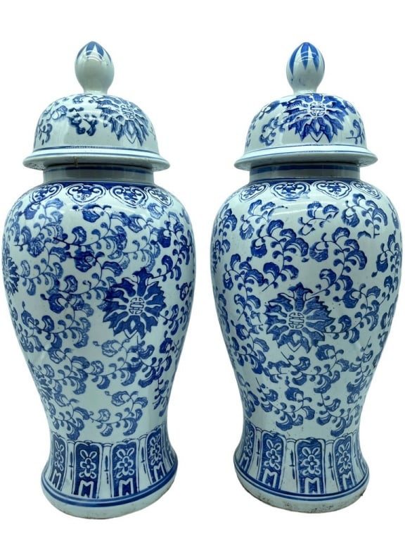 PAIR OF DECORATIVE BLUE & WHITE GINGER JARS 19" (1 of 9)