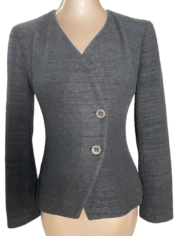 CHANEL CLASSIC BLACK JACKET SZ 36 (1 of 7)