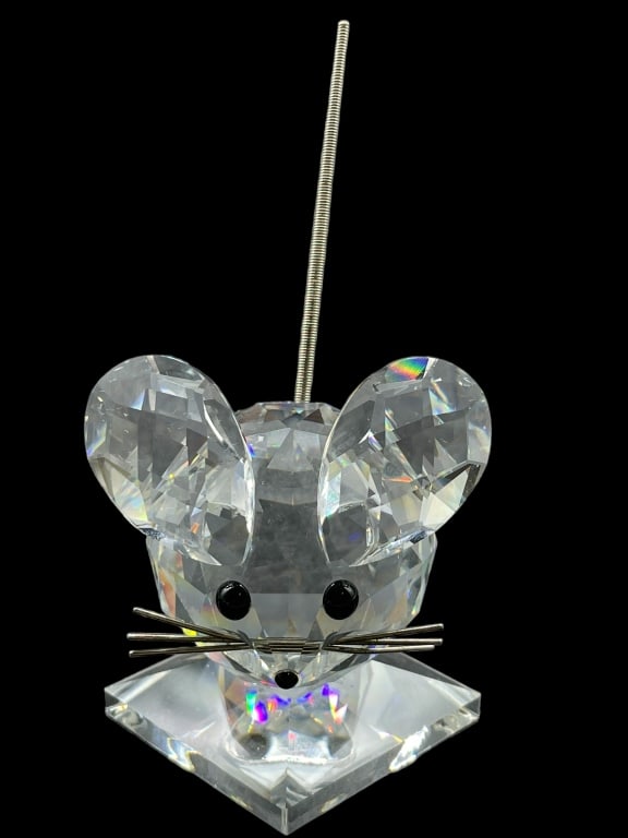 SWAROVSKI CRYSTAL SMALL MOUSE KING FIGURINE (1 of 6)