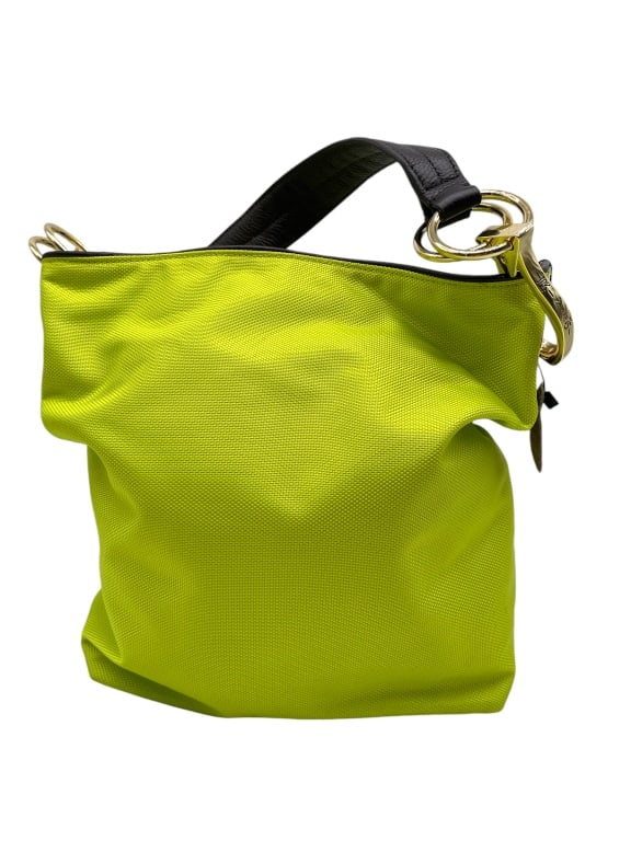 JPK PARIS 75TH ANNIVERSARY HANDBAG LEATHER BRIGHT: JPK PARIS 75TH ANNIVERSARY HANDBAG LEATHER BRIGHT HOBO BAG STYLE VERY GOOD PRE-OWNED CONDITION FLORAL INTERIOR VERY CLEAN GOLD HARDWARE APPROX MEASUREMENTS: STRAP DROP: 10" LENGTH:11" WIDTH:4.5" TALL: