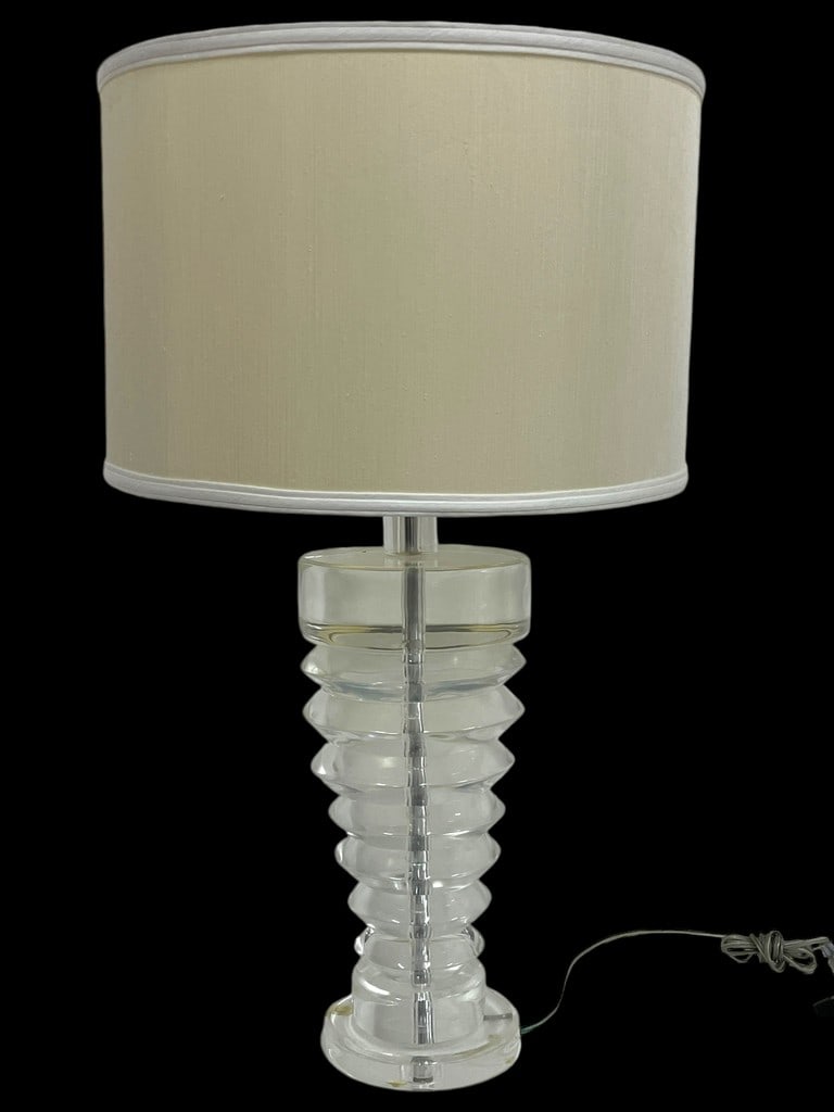 MID MOD VAN TEAL LUCITE TABLE LAMP: MID MOD VAN TEAL LUCITE TABLE LAMP -30" H OVERALL -16" HEIGHT TO BASE -VERY GOOD PRE OWNED CONDITION -DP91324. Please note that due to limited storage space, all items must be picked up within 14 days