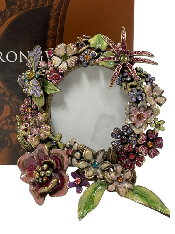 NEW JAY STRONGWATER ENAMEL & STONE ROUND FRAME 2" (1 of 8)