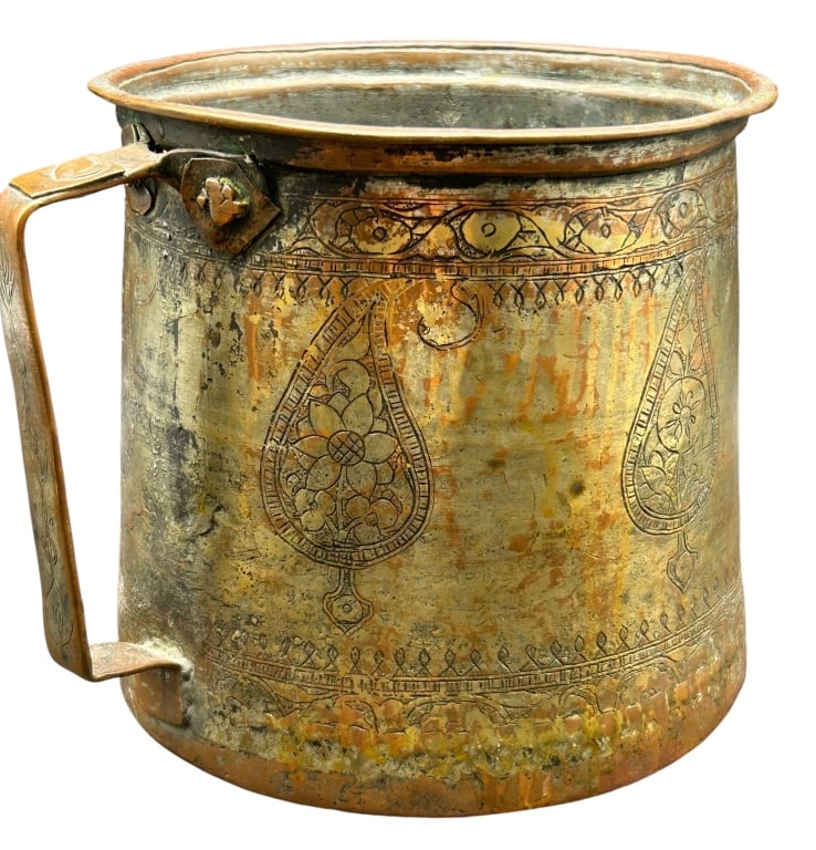 ANTIQUE IRANIAN COPPER CAULDRON w HANDLE 1850 (1 of 6)