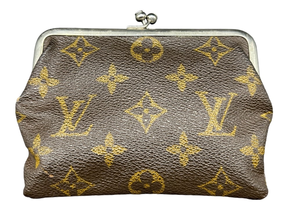 LOUIS VUITTON MONOGRAM KISSLOCK COIN PURSE 5.5" (1 of 4)
