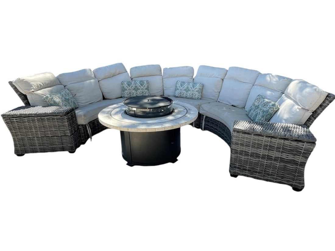 PRESTIGE COASTAL ROUND WICKER OUTDOOR SOFA SET: PRESTIGE COASTAL ROUND PLASTIWEAVE WICKER OUTDOOR PATIO SOFA SET WITH DOUBLE SIDE STORAGE -29" X 46" D APPROX -VERY GOOD PRE OWNED CONDITION LIGHT WEAR -DP92024LANTA