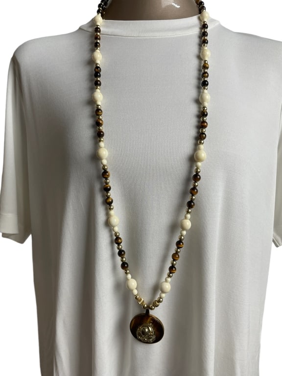 VTG TIGERS EYE BUDAH NECKLACE WITH GOLD SPACERS: VTG TIGERS EYE BUDAH NECKLACE WITH GOLD SPACERS -SIZE LENGTH 21" END TO END -VERY GOOD PRE OWNED -STAMPED S925 CLASP -DM93024