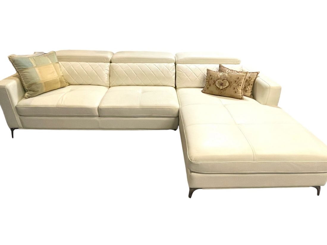 MODERN WHITE LEATHER SECTIONAL SOFA WITH CHAISE (1 of 8)