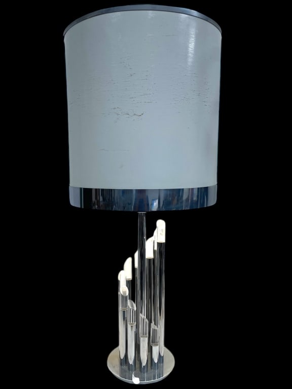 POST MODERN LUCITE & CHROME TABLE LAMP 39" (1 of 8)