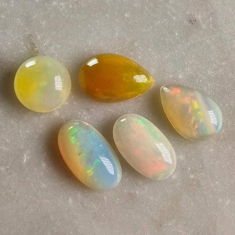 7.40 Ct White Fire Opal Gemstones Lot of 5 Pcs (1 of 4)