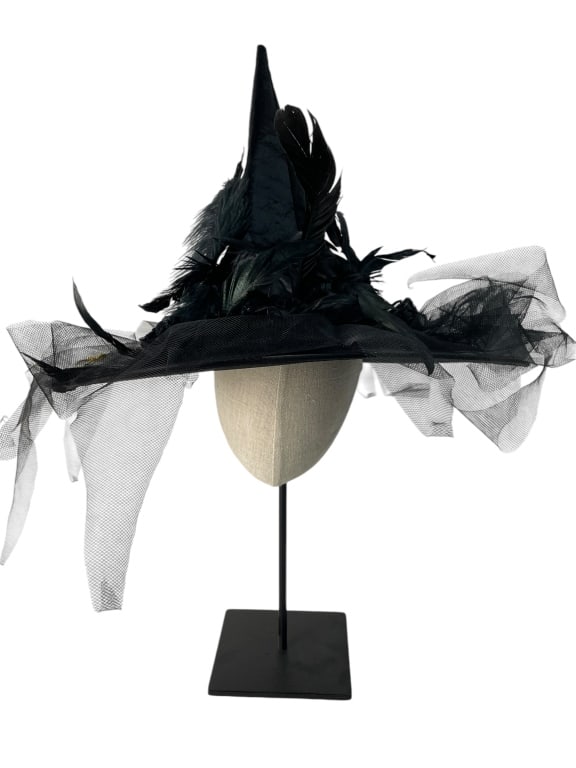 BLACK HALLOWEEN WITCHES HAT 16" NWT (1 of 4)