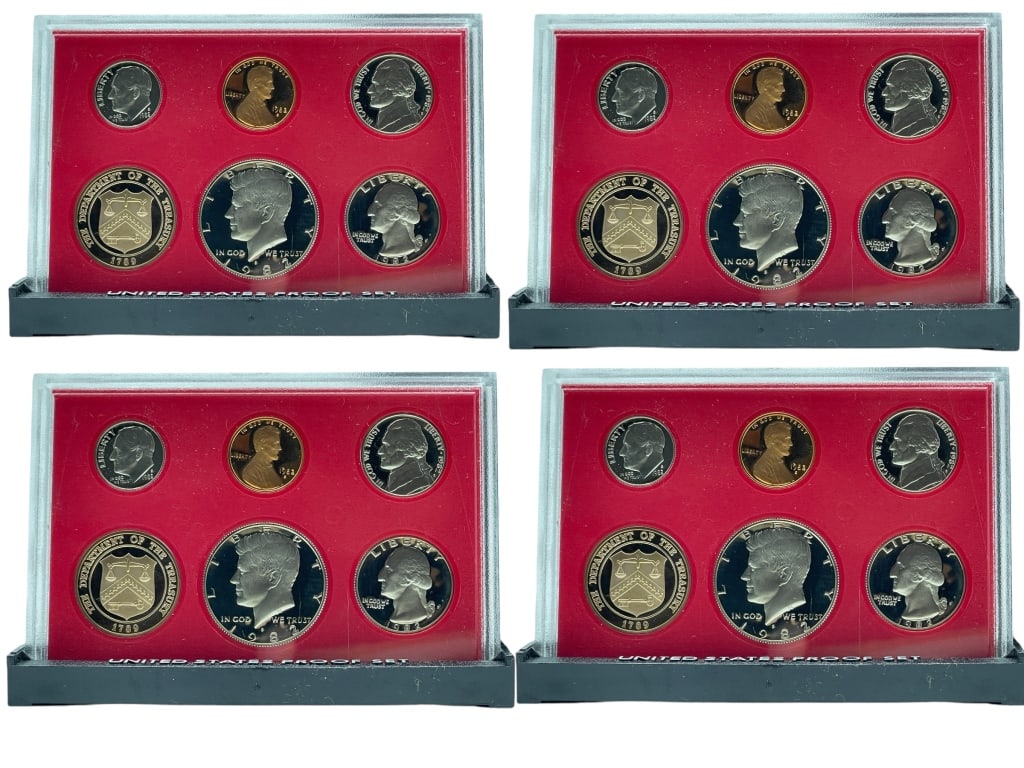 4 1982 UNITED STATES PROOF COLLECTIBLE COIN SETS (1 of 5)