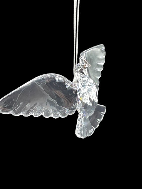 NEW! NIB SWAROVSKI CRYSTAL PEACE DOVE: NEW! NIB SWAROVSKI CRYSTAL PEACE DOVE -NEW CONDITION -JA 102124 FRONT