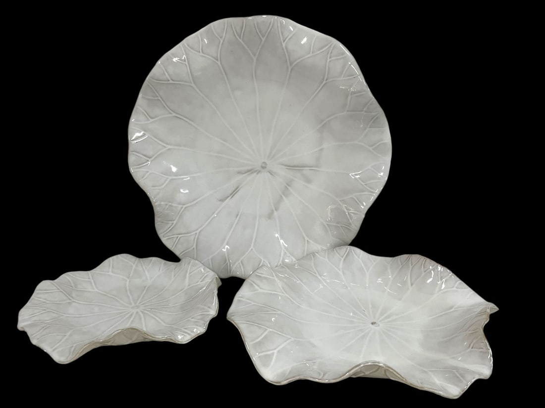 SET OF 3 LARGE LOTUS CHARGERS WALL DECOR 17" (1 of 11)