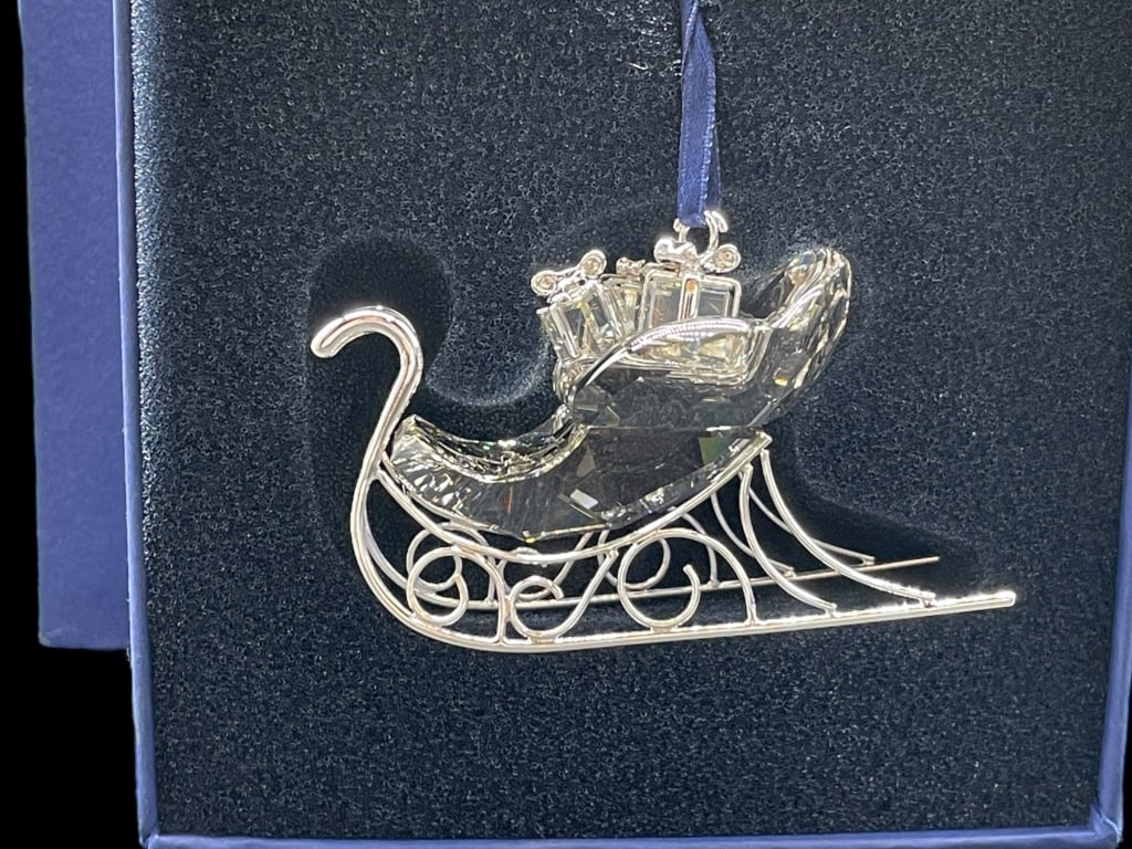 NIB SWAROVSKI CRYSTAL SLEIGH RHODIUM ORNAMENT (1 of 5)