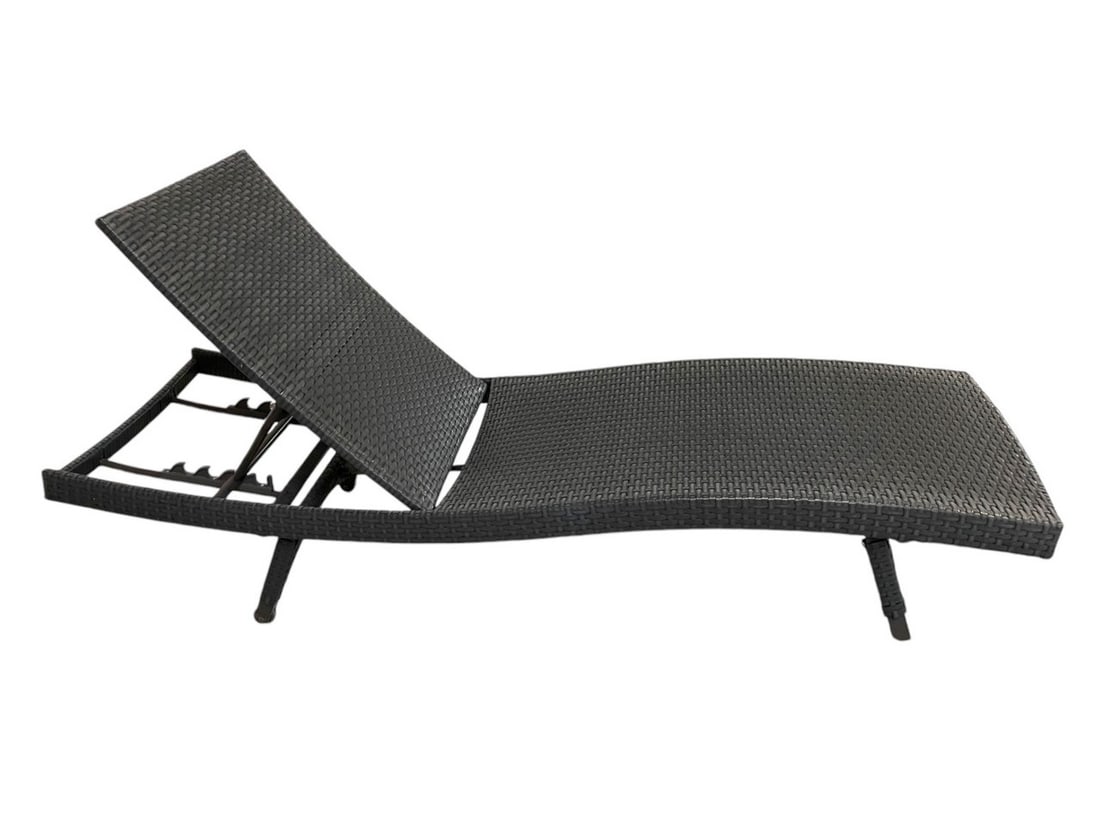 WICKER PATIO CHAISE SUN RECLINER (1 of 7)