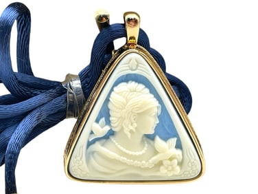 NIB ESTEE LAUDER COMPACT PERFUME CLASSIC CAMEO