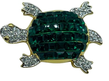 K.J.L. KENNETH JAY LANE CRYSTAL TURTLE BROOCH