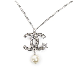 CHANEL CC CRYSTAL FAUX PEARL PENDANT NECKLACE