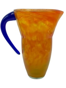 KOSTA BODA STYLE MODERN ART GLASS PITCHER 10"