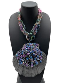 LARGE COLOR BEAD SHELL STATEMENT NECKLACE
