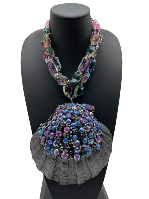 LARGE COLOR BEAD SHELL STATEMENT NECKLACE (1 of 5)