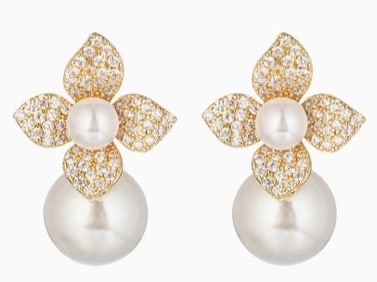 NIB EYECANDY LA VICTORIA FLORAL CUFF EARRINGS