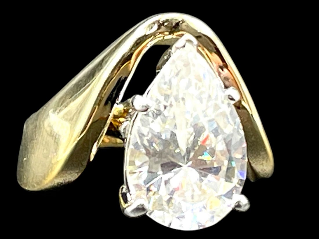 GOLD AND GEMSTONE COCKTAIL STATEMENT RING SZ 6 (1 of 10)