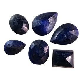 19 CT FACETED BLUE SAPPHIRE GEMSTONES