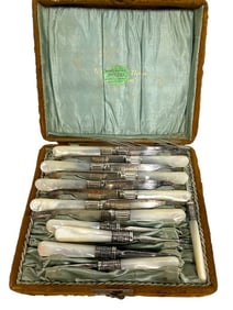 HARRISON BROS. MOTHER OF PEARL HANDLED KNIFE SET