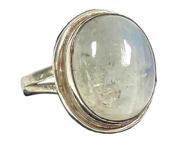 RAINBOW MOONSTONE STERLING SILVER WOMEN'S RING 8.5