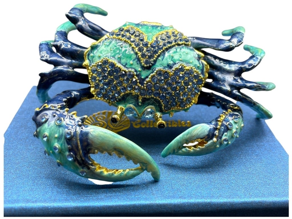 JAY STRONGWATER STYLE JEWELED CRAB TRINKET BOX NWB: JAY STRONGWATER STYLE JEWELED CRAB TRINKET BOX NWB -NEW WITH BOX -SIZE 4.3" APPROX