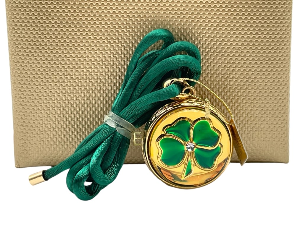 NIB ESTEE LAUDER COMPACT PERFUME FOUR LEAF CLOVER (1 of 7)