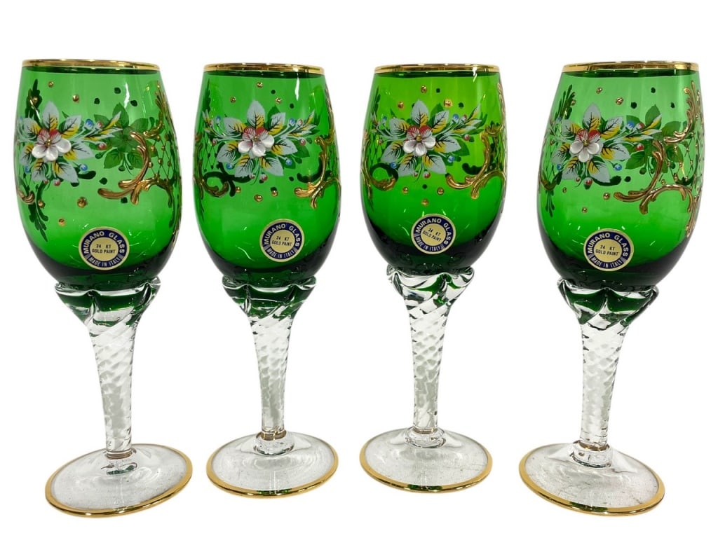 SET OF 4 VENICE MURANO ITALY GREEN WINE GLASSES: SET OF 4 VENICE MURANO ITALY GREEN WINE GLASSES -6.5" APPROX EACH -VERY GOOD PRE OWNED CONDITION -DP112724 - ***Please note that due to limited storage space, all items must be picked up within 14 day