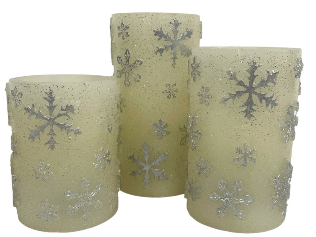 SET OF THREE BATTERY OPERATED SNOWFLAKE CANDLES (1 of 5)