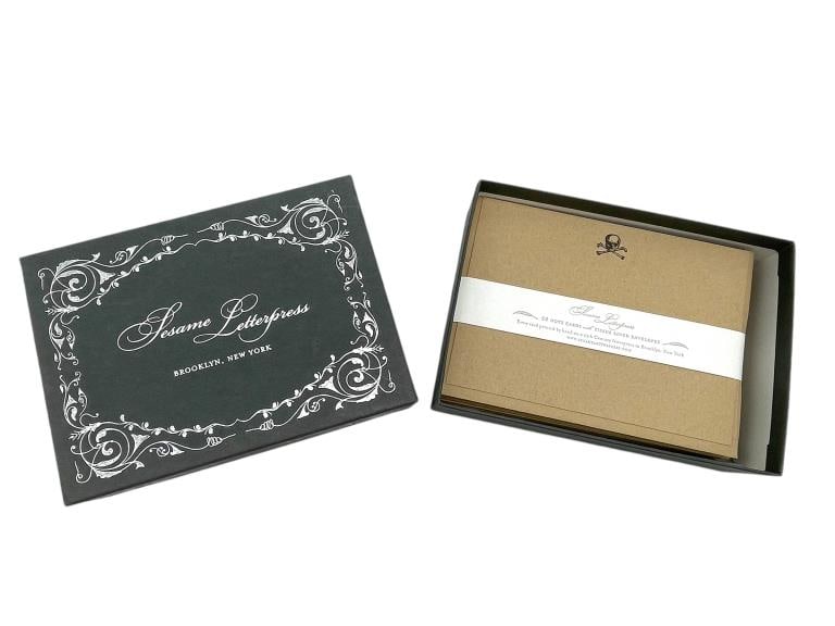 NIB SESAME LETTERPRESS 20 NOTECARDS AND ENVELOPES: NIB SESAME LETTERPRESS 20 NOTECARDS AND ENVELOPES -NIB -INCLUDES 20 NOTECARDS AND ENVELOPES WITH SKULL AND CROSSBONES IMAGE -ORIGINAL RETAIL $50 -JA 120324 ***Please note that due to limited storage s