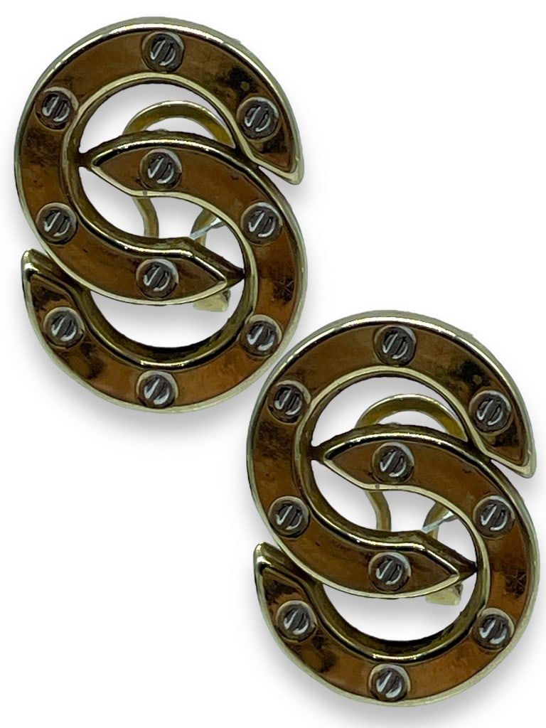 14 K GOLD CHANEL STYLE PIERCED EARRINGS 5 G (1 of 7)