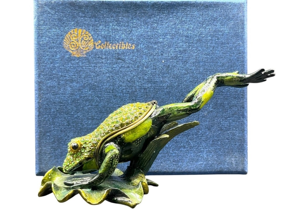 NEW!! JEWELED ENAMEL LEAPING FROG TRINKET BOX (1 of 6)